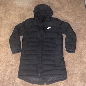 Nike Puffer Jacket (Size M)